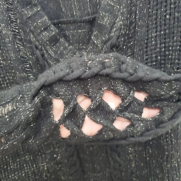 Romeo + Juliet Couture Black Silver‎ Metallic Thread Wool Knit V-Neck Sweater M - Picture 3 of 7